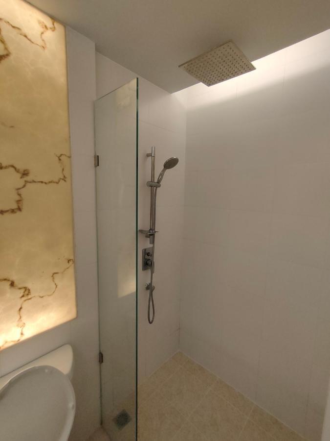 Atlantis Waterpark Apartment Jomtien Beach Exterior foto